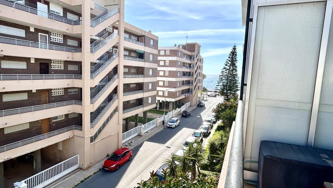 Sale - Apartment - Torrevieja - Torrevieja Centro