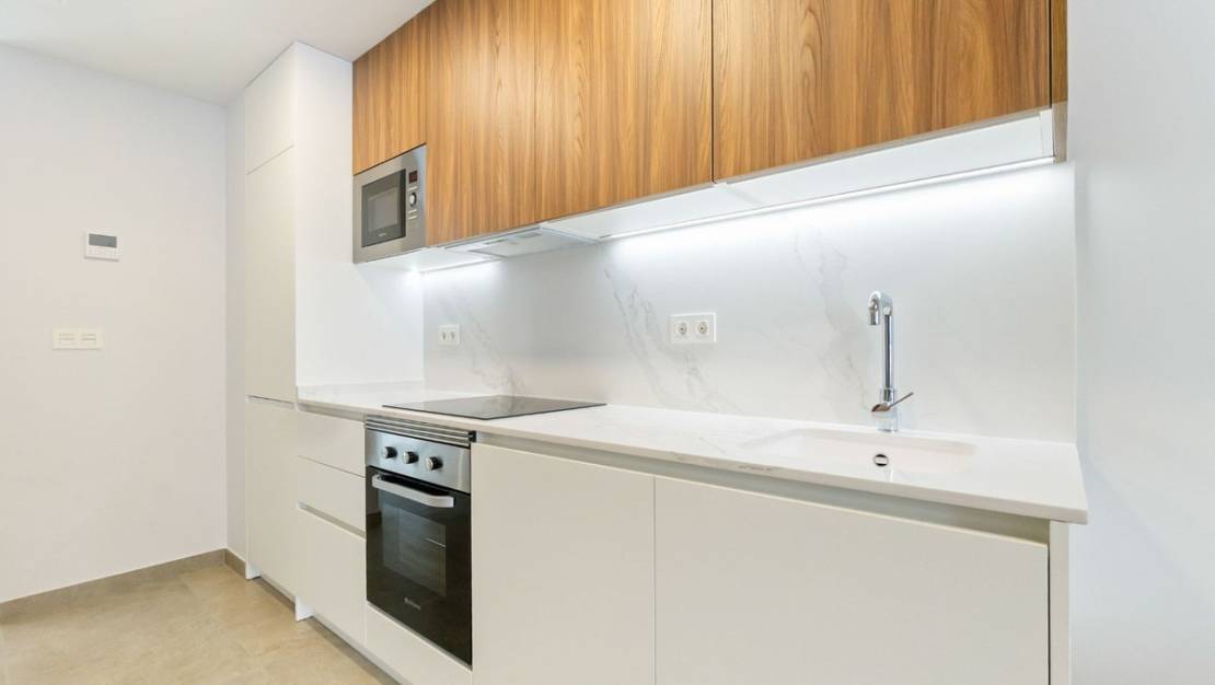 Sale - Apartment - Torrevieja - Torrevieja Centro