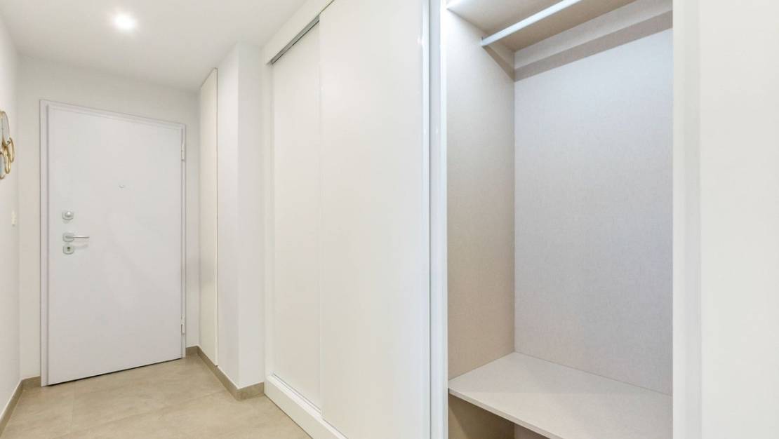Sale - Apartment - Torrevieja - Torrevieja Centro