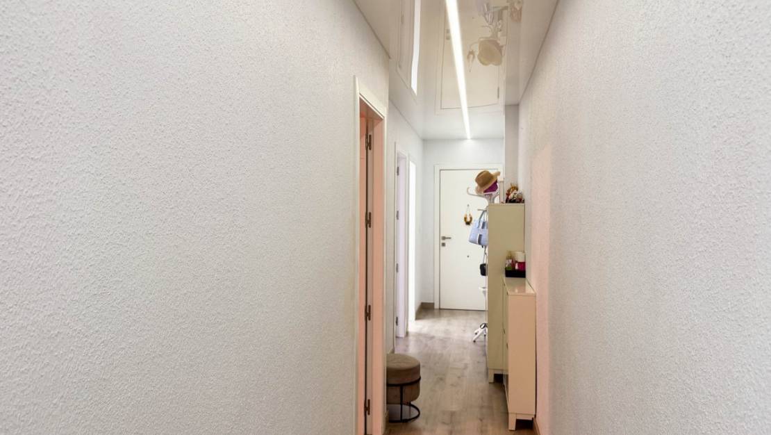 Sale - Apartment - Torrevieja - Torrevieja Centro