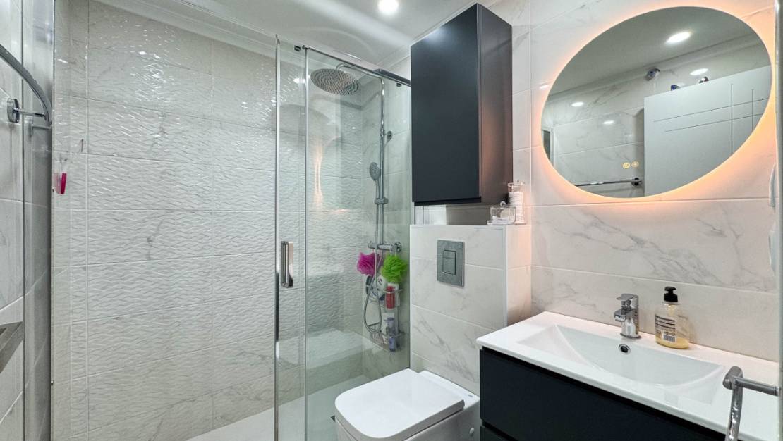 Sale - Apartment - Torrevieja - Torrevieja Centro