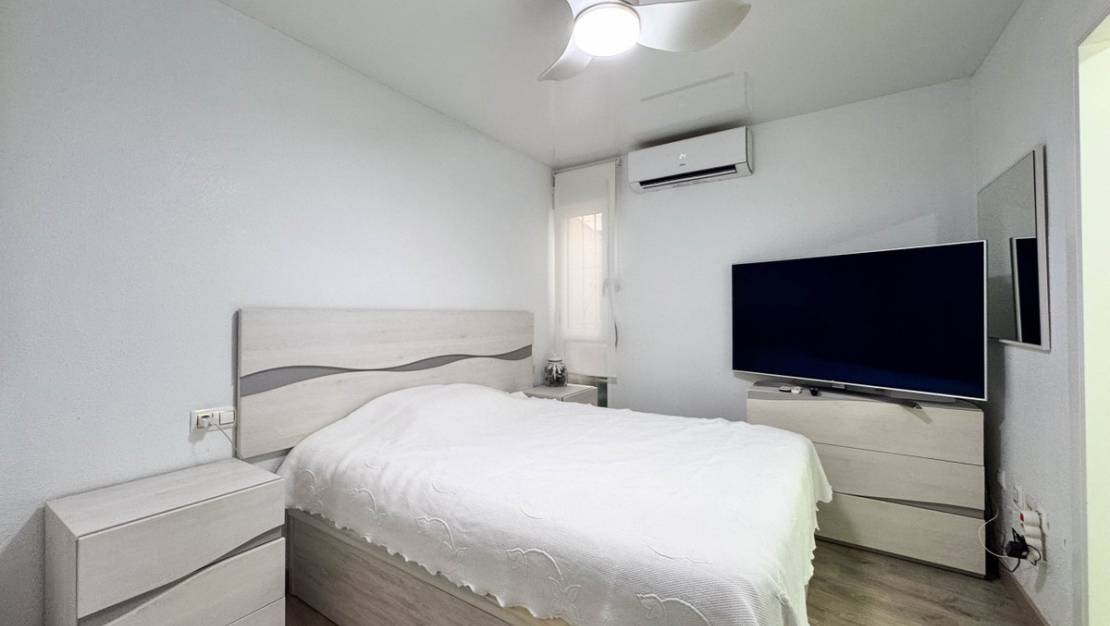 Sale - Apartment - Torrevieja - Torrevieja Centro
