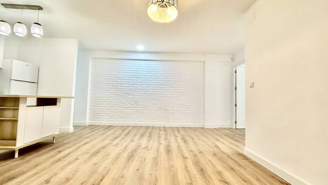 Sale - Apartment - Torrevieja - Torrevieja Centro