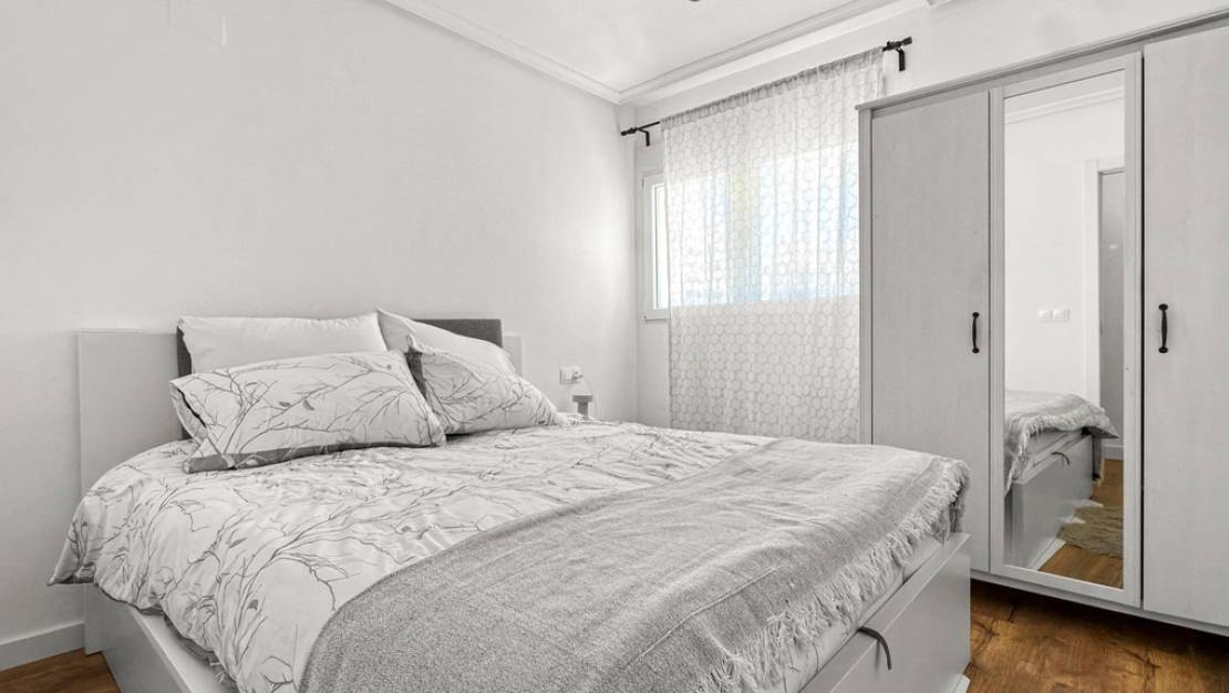 Sale - Apartment - Torrevieja - Torrevieja Centro