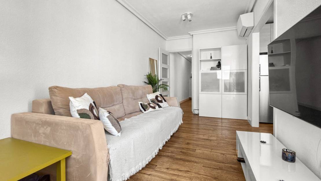 Sale - Apartment - Torrevieja - Torrevieja Centro