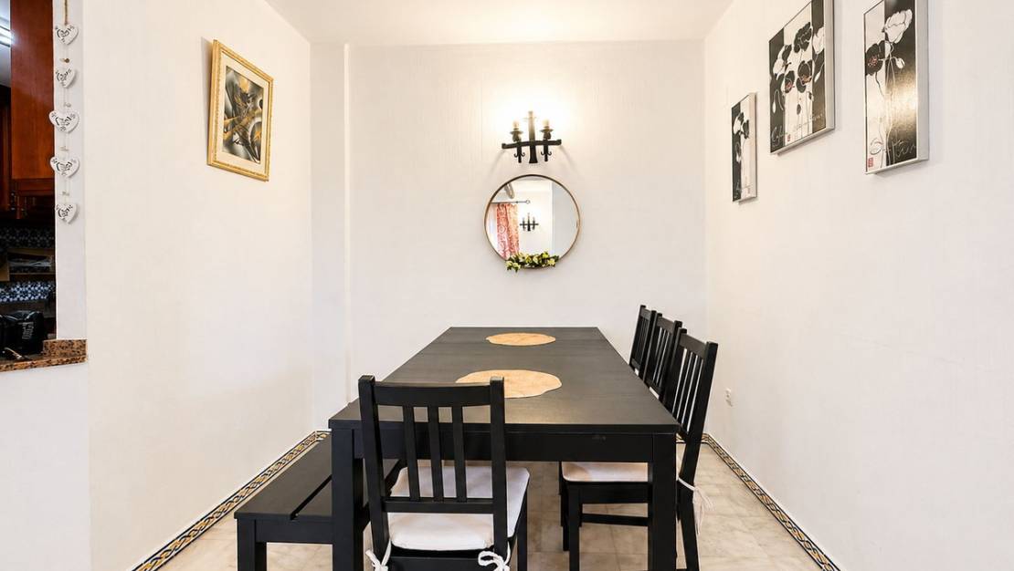 Sale - Apartment - Torrevieja - Torrevieja Centro