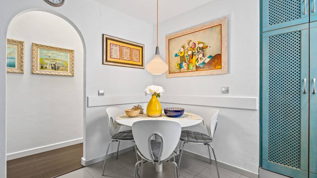 Sale - Apartment - Torrevieja - Torrevieja Centro