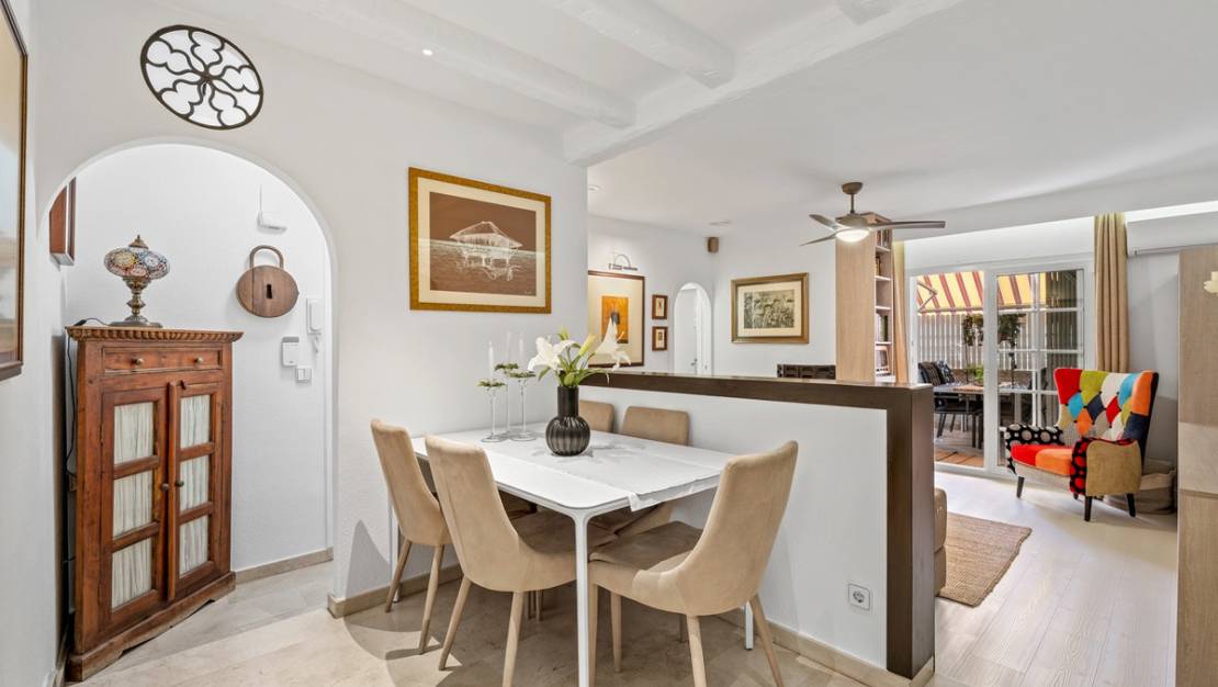 Sale - Apartment - Torrevieja - Torrevieja Centro