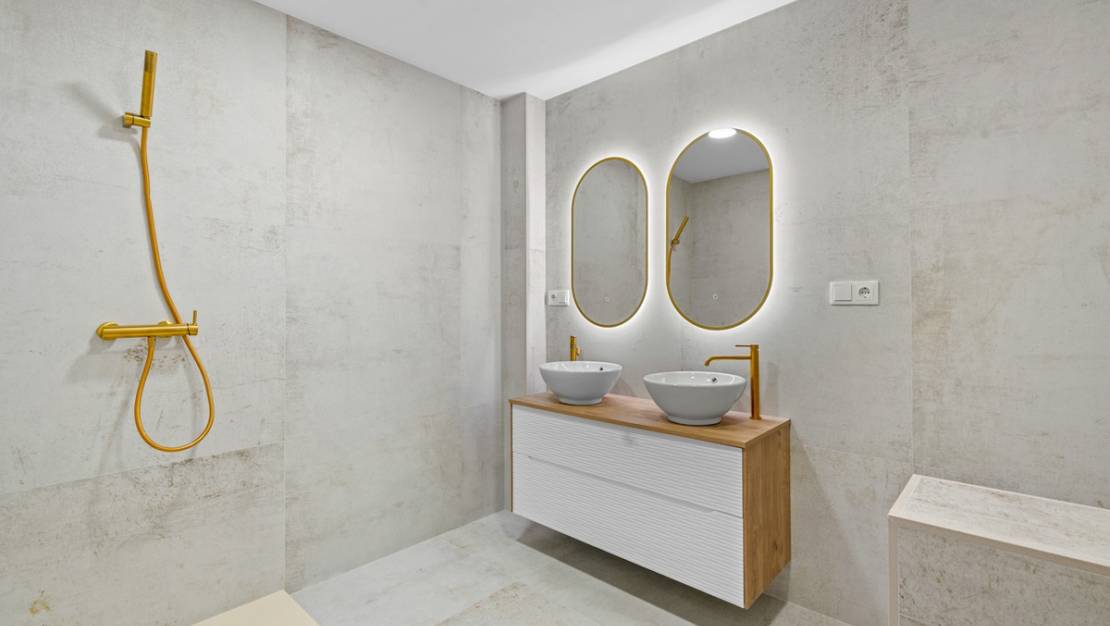Sale - Apartment - Torrevieja - Torrevieja Centro