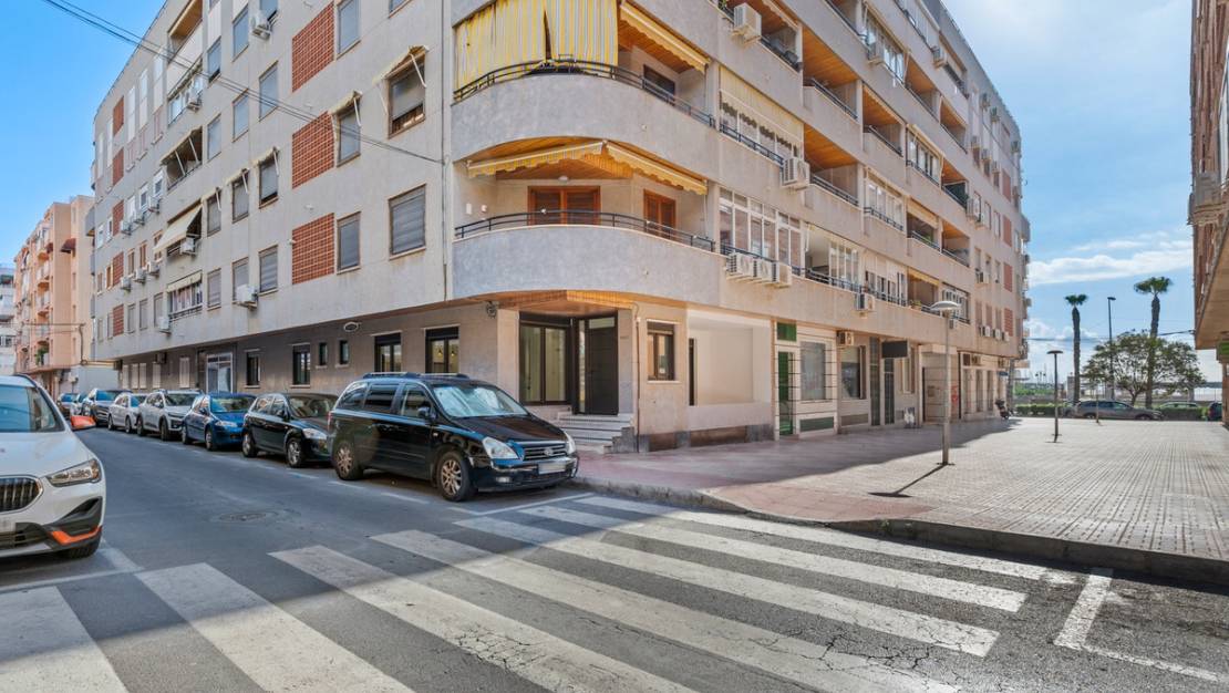 Sale - Apartment - Torrevieja - Torrevieja Centro