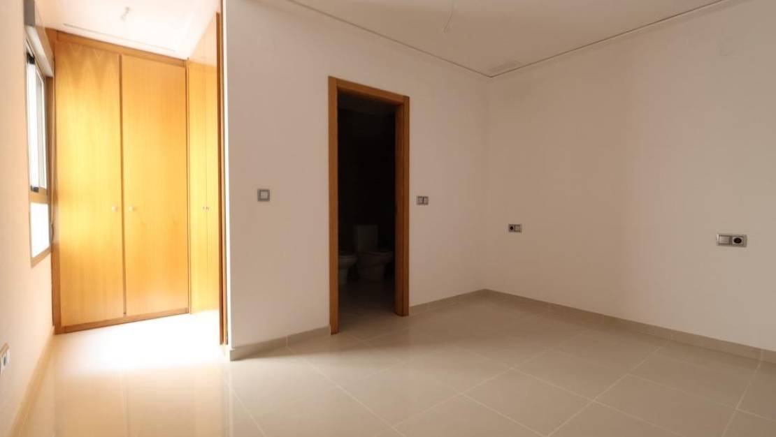 Sale - Apartment - Torrevieja - Torrevieja Centro