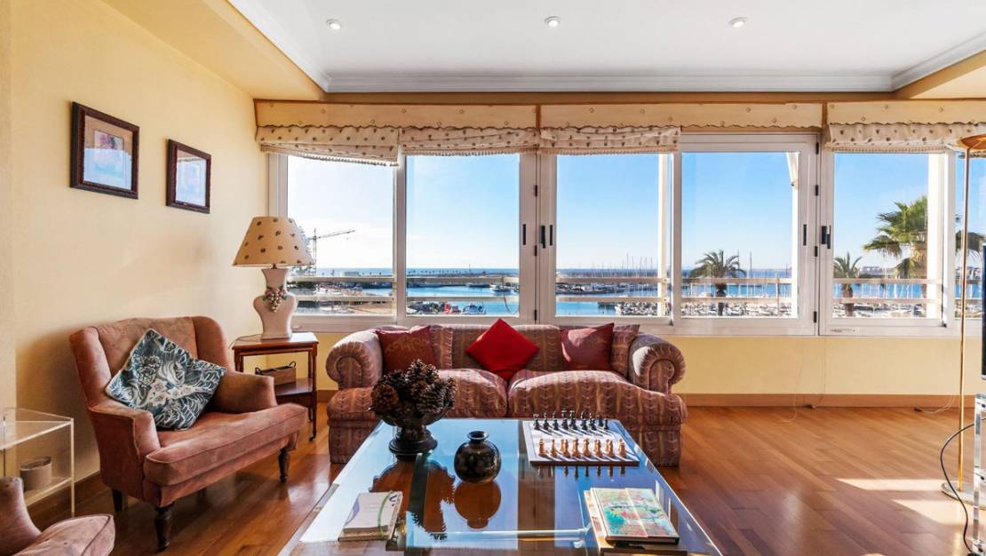 Sale - Apartment - Torrevieja - Torrevieja Centro