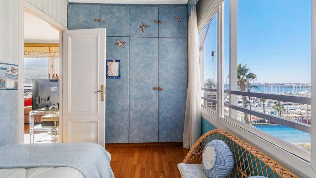 Sale - Apartment - Torrevieja - Torrevieja Centro