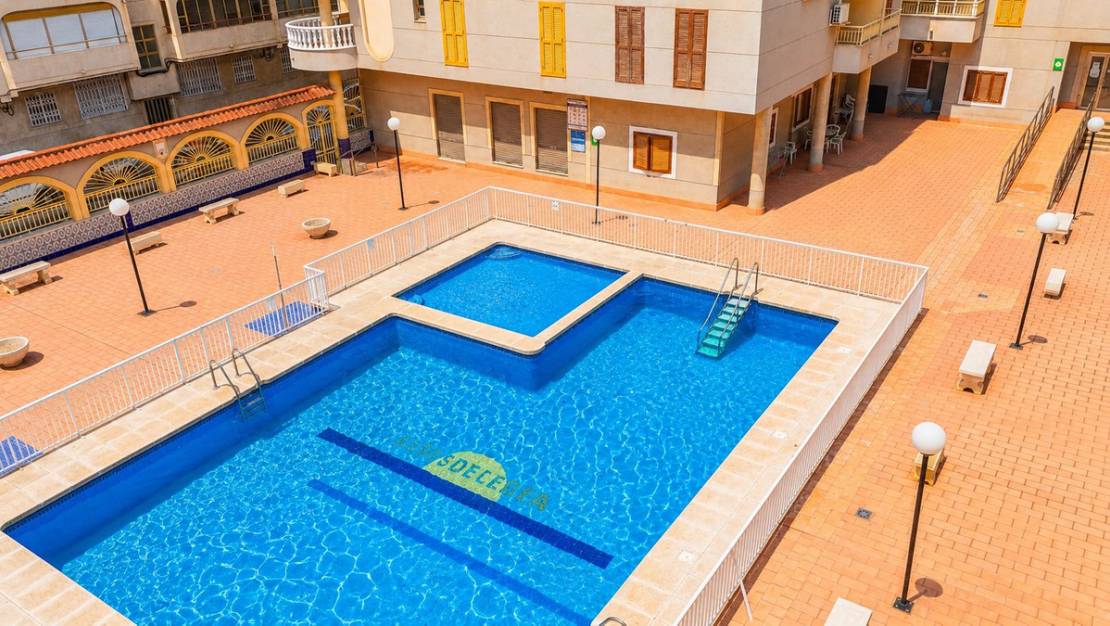 Sale - Apartment - Torrevieja - Torrevieja Centro