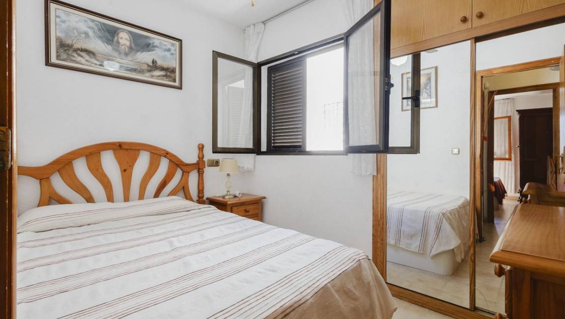 Sale - Apartment - Torrevieja - Torrevieja Centro