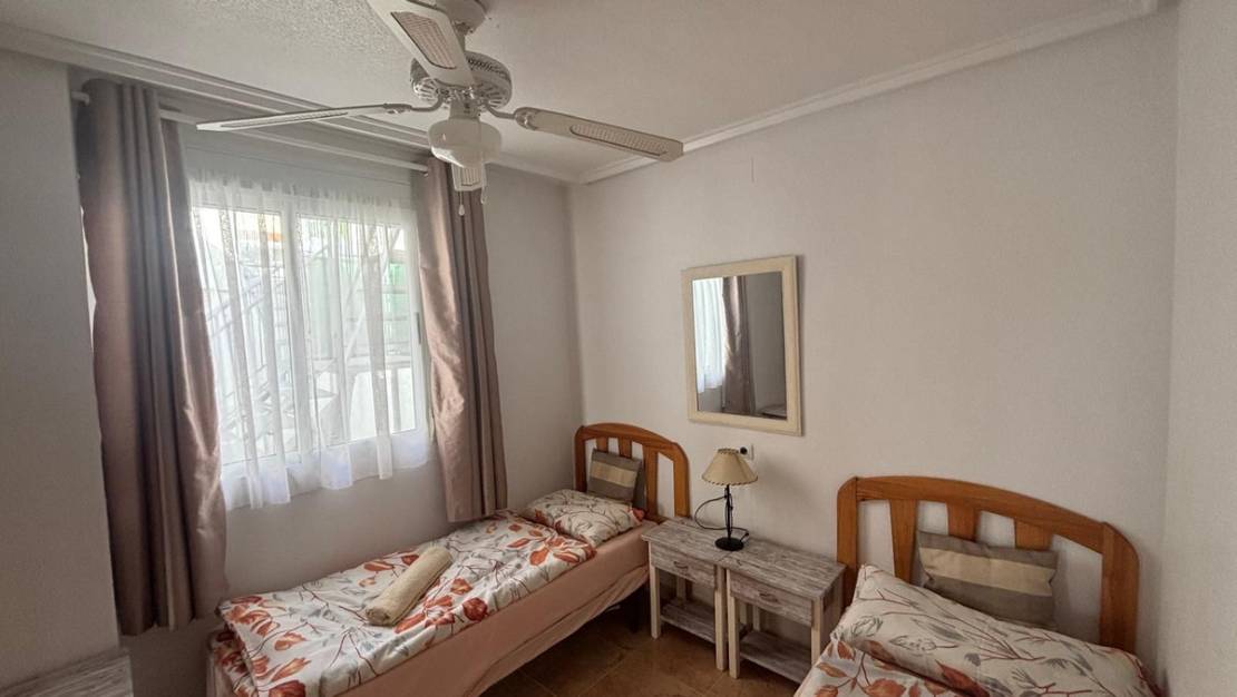 Sale - Apartment - Torrevieja - Torrevieja Centro