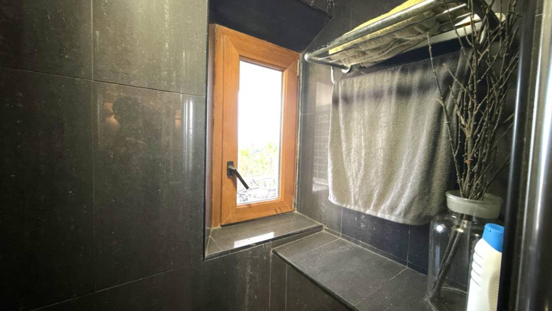 Sale - Apartment - Torrevieja - Torrevieja Centro