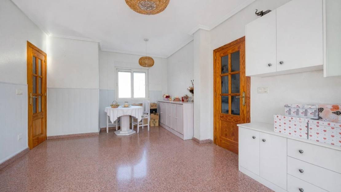 Sale - Apartment - Torrevieja - Torrevieja Centro