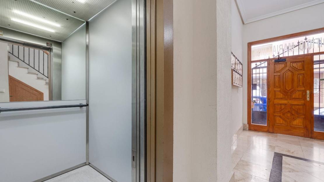 Sale - Apartment - Torrevieja - Torrevieja Centro