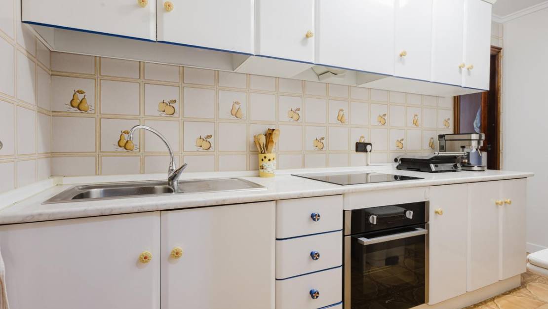 Sale - Apartment - Torrevieja - Torrevieja Centro