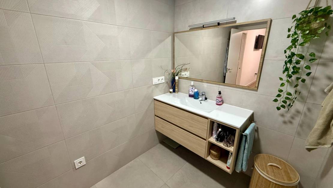 Sale - Apartment - Torrevieja - Torrevieja Centro