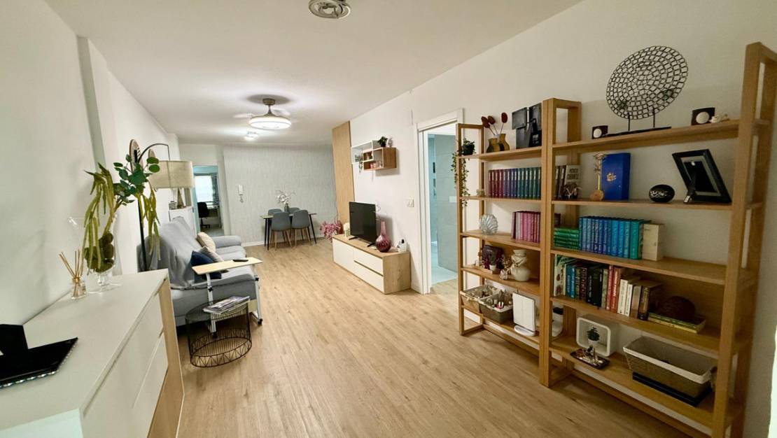 Sale - Apartment - Torrevieja - Torrevieja Centro