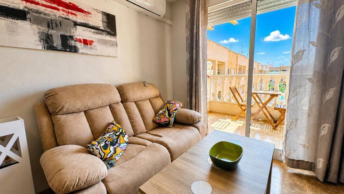 Sale - Apartment - Torrevieja - Torrevieja Centro