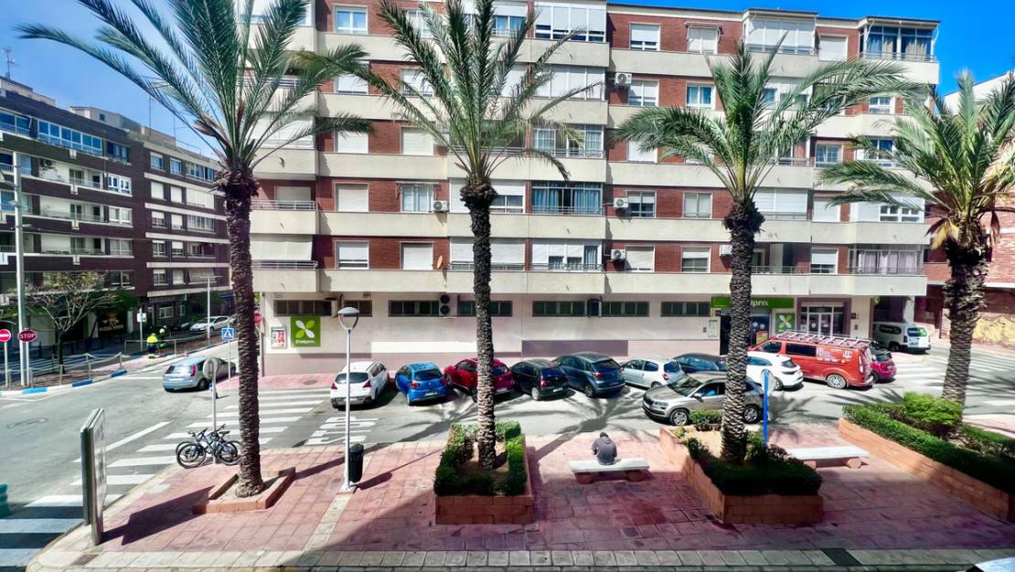 Sale - Apartment - Torrevieja - Torrevieja Centro