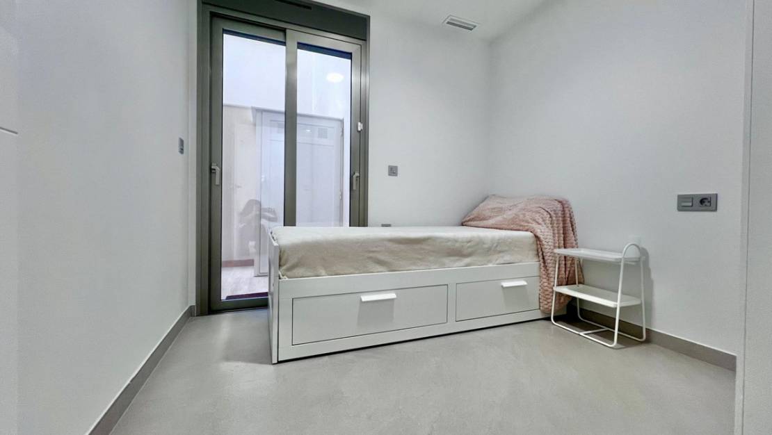 Sale - Apartment - Torrevieja - Torrevieja Centro