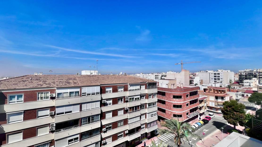 Sale - Apartment - Torrevieja - Torrevieja Centro