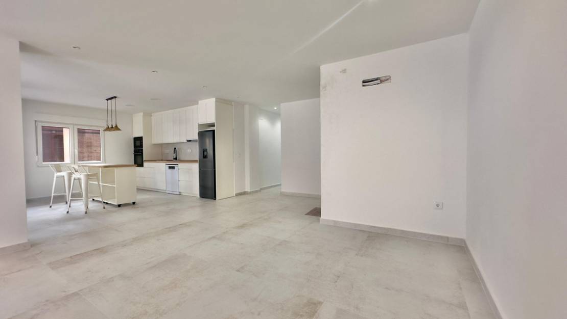 Sale - Apartment - Torrevieja - Torrevieja Centro