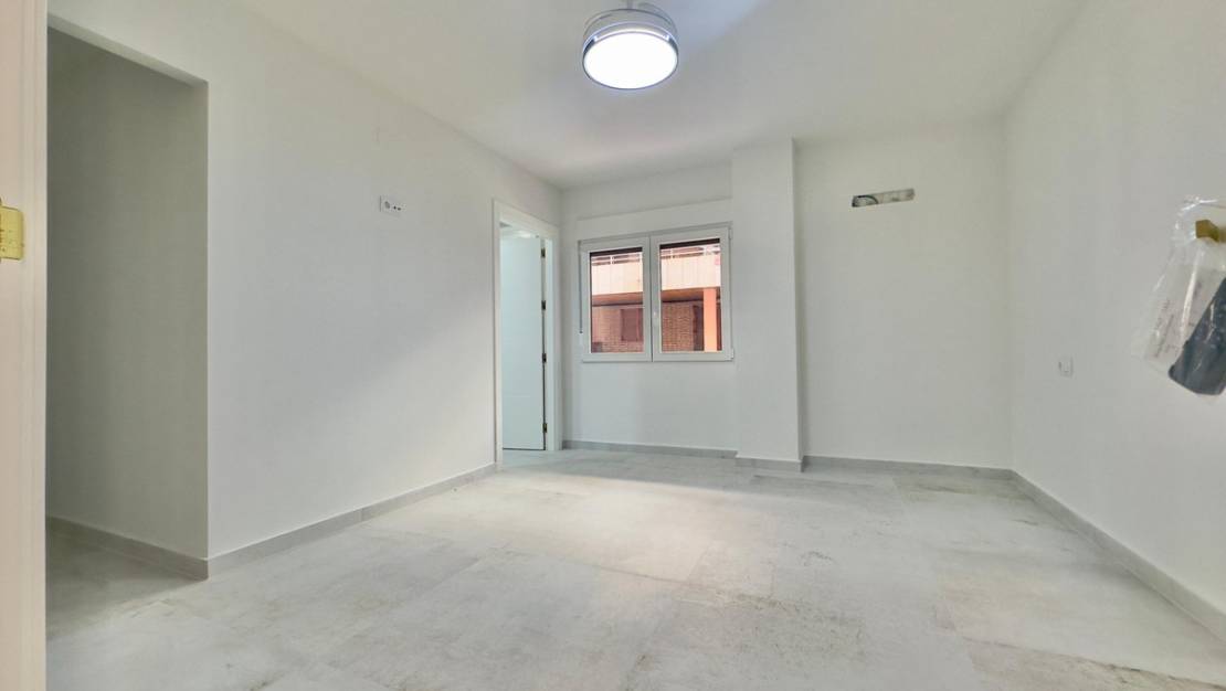 Sale - Apartment - Torrevieja - Torrevieja Centro