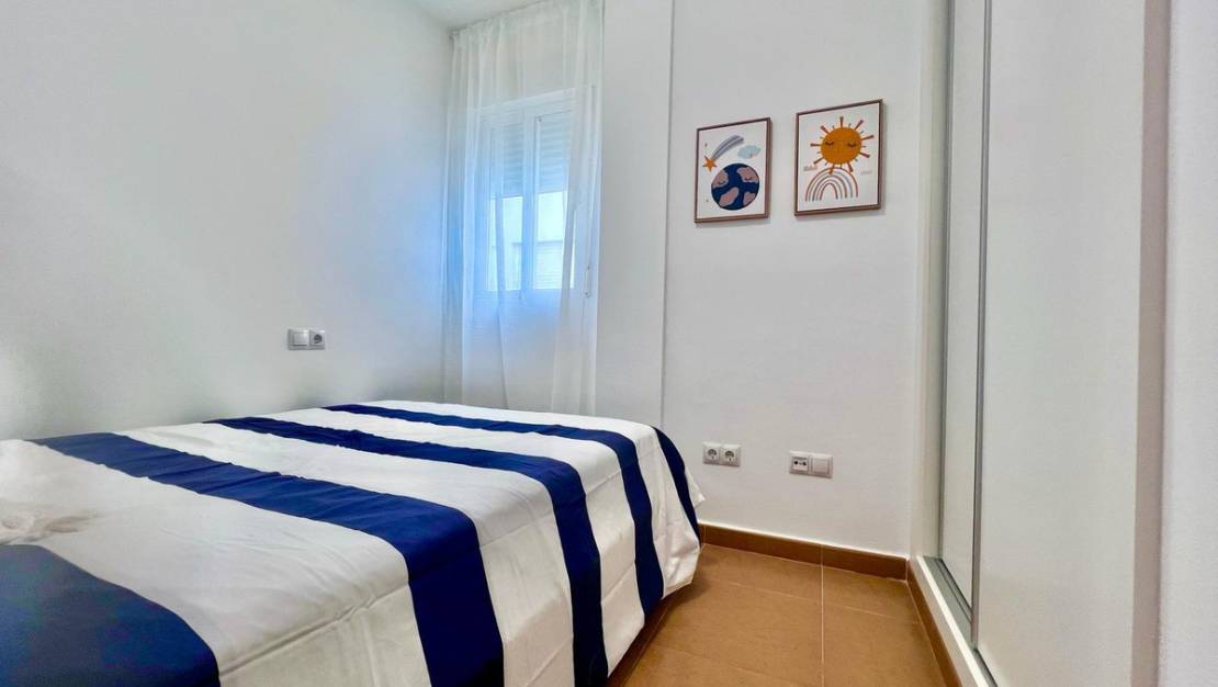 Sale - Apartment - Torrevieja - Torrevieja Centro