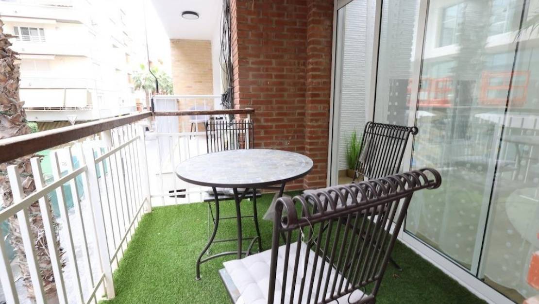 Sale - Apartment - Torrevieja - Torrevieja Centro
