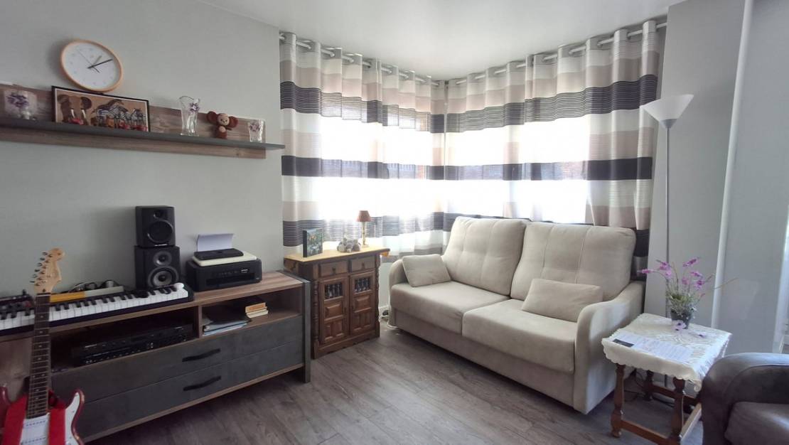 Sale - Apartment - Torrevieja - Torrevieja Centro