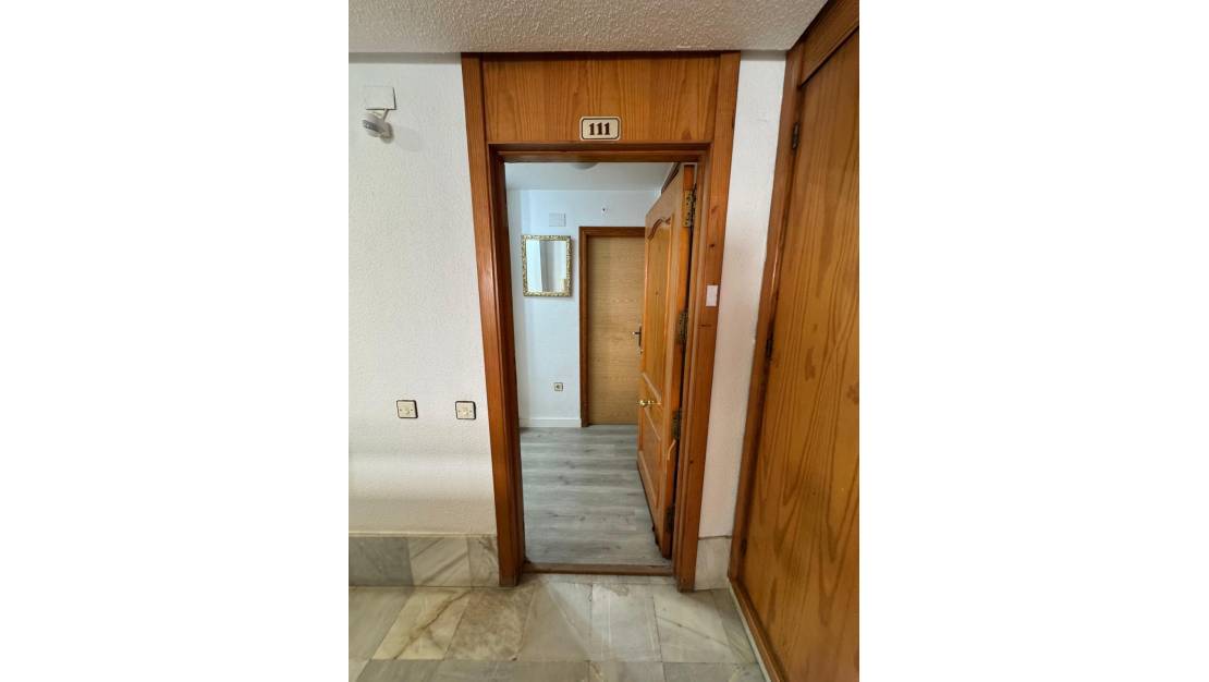 Sale - Apartment - Torrevieja - Torrevieja Centro