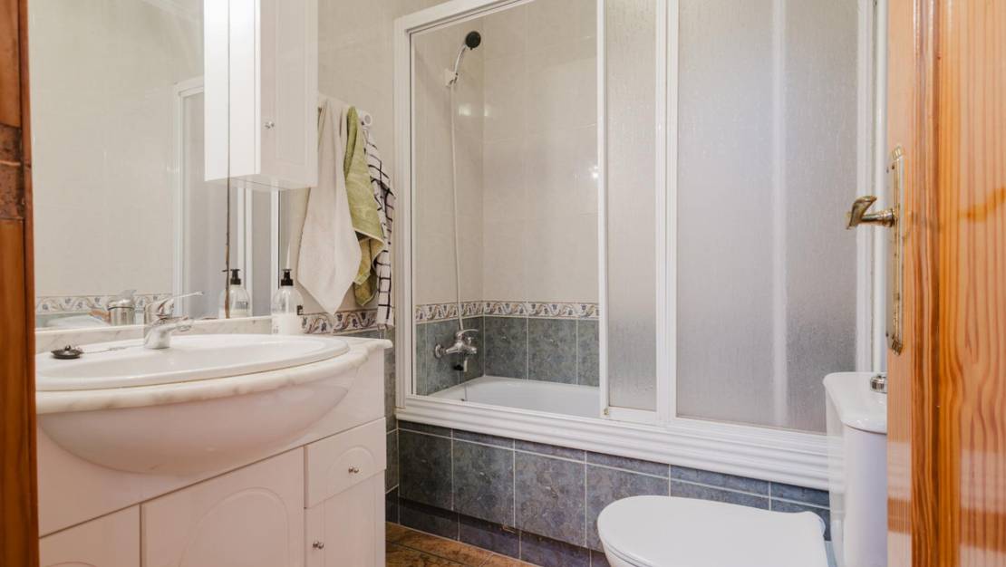 Sale - Apartment - Torrevieja - Torrevieja Centro