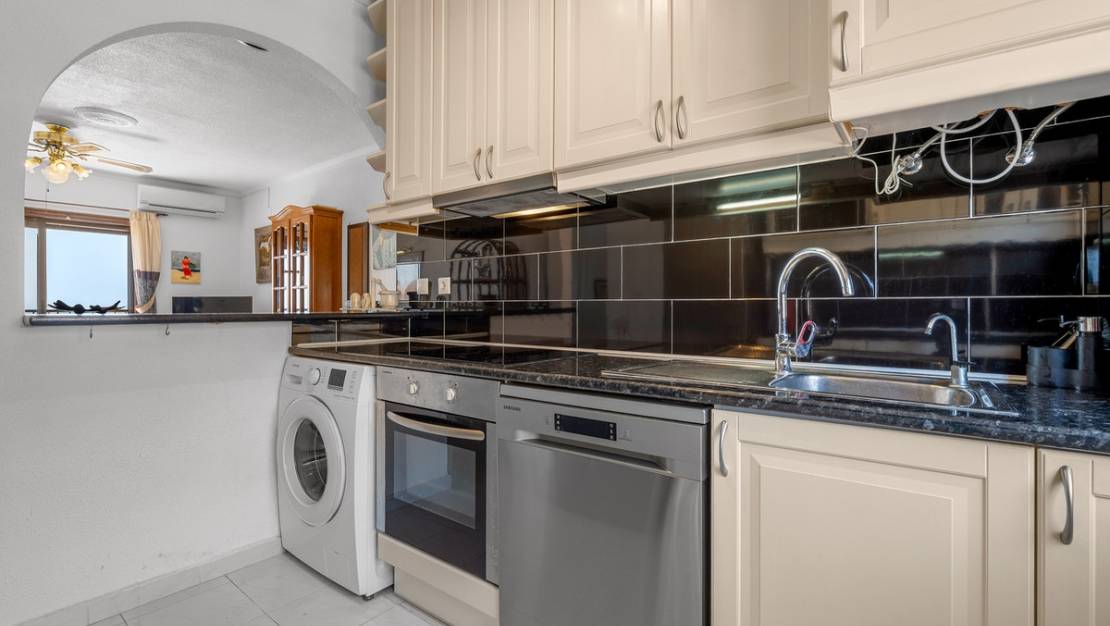 Sale - Apartment - Torrevieja - Torrevieja Centro