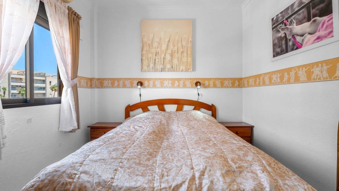 Sale - Apartment - Torrevieja - Torrevieja Centro