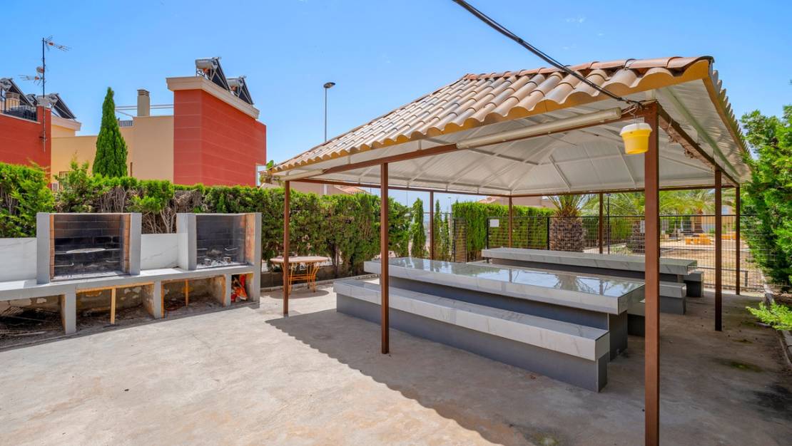 Sale - Apartment - Torrevieja - Torrevieja Centro