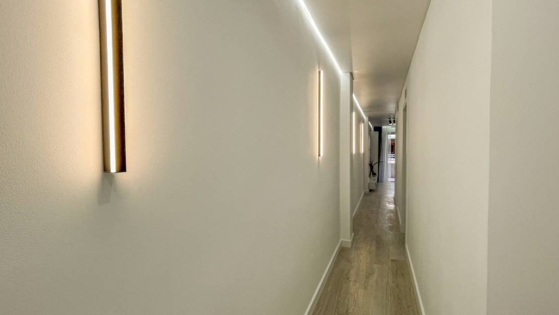 Sale - Apartment - Torrevieja - Torrevieja Centro