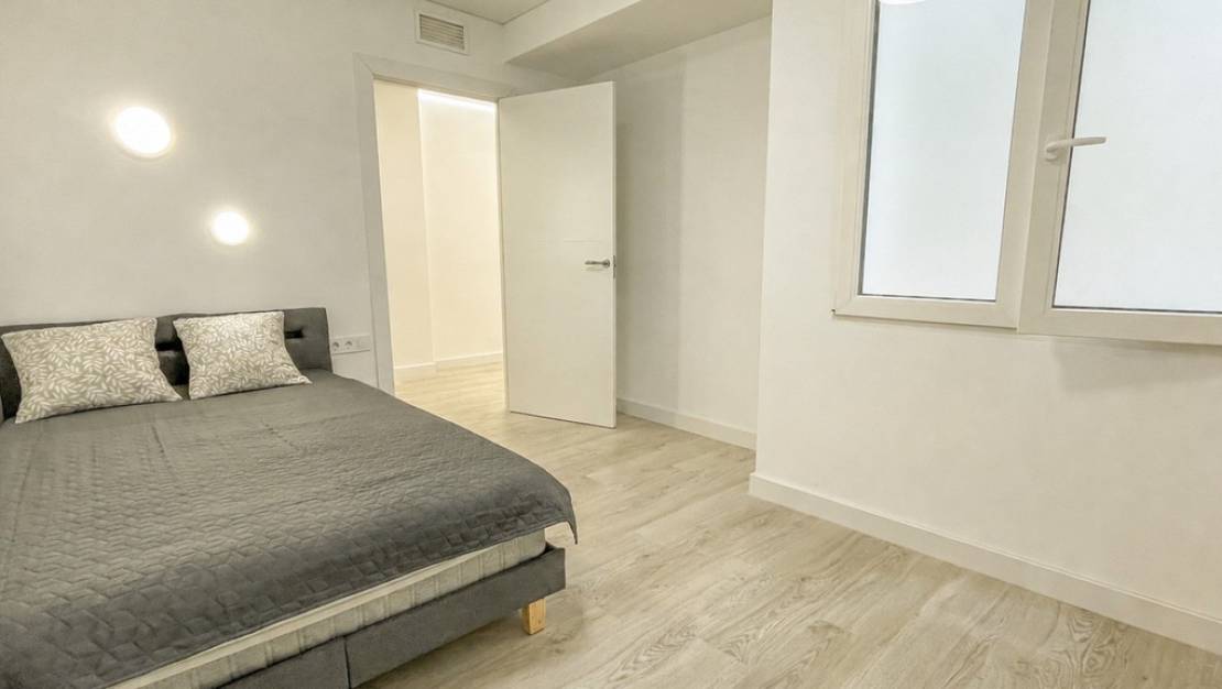 Sale - Apartment - Torrevieja - Torrevieja Centro