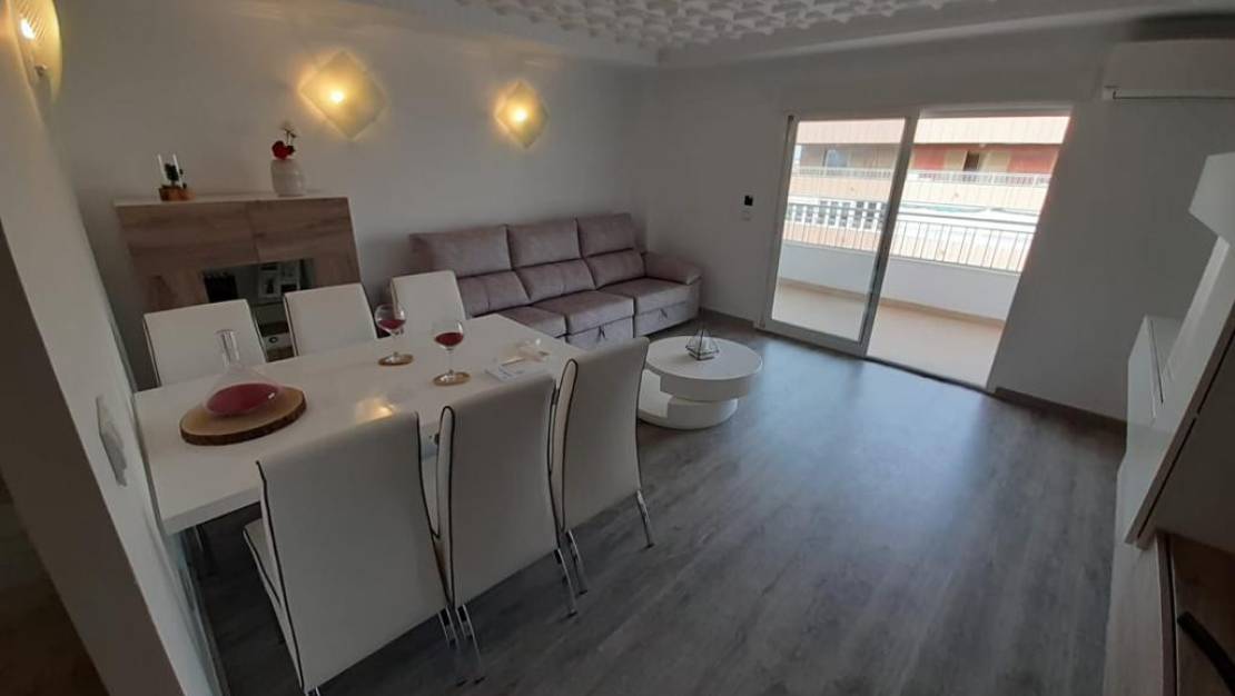 Sale - Apartment - Torrevieja - Torrevieja Centro