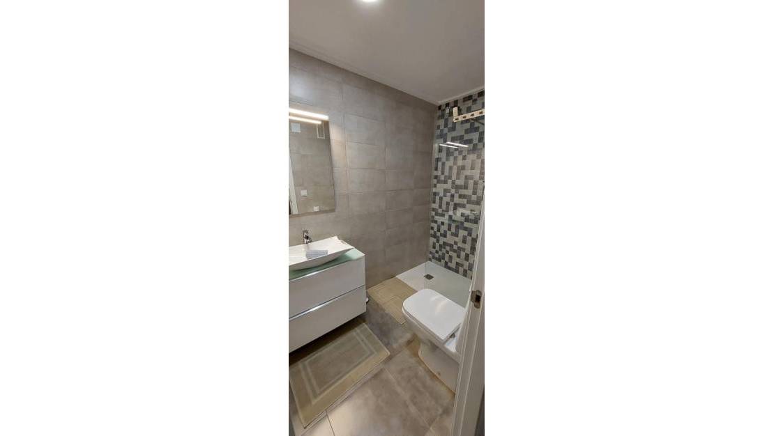 Sale - Apartment - Torrevieja - Torrevieja Centro