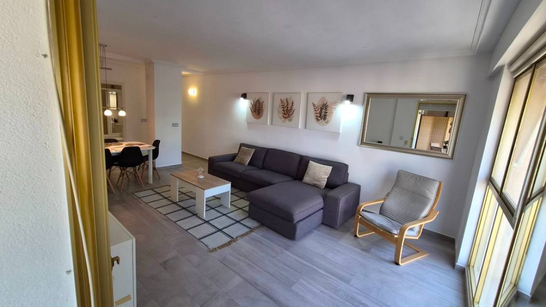 Sale - Apartment - Torrevieja - Torrevieja Centro