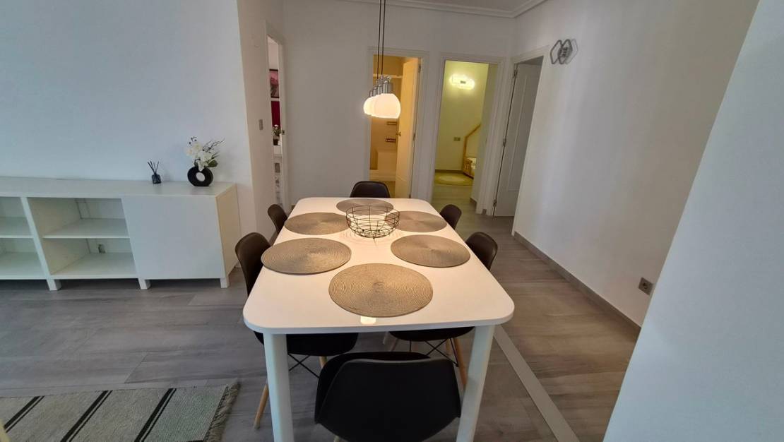 Sale - Apartment - Torrevieja - Torrevieja Centro