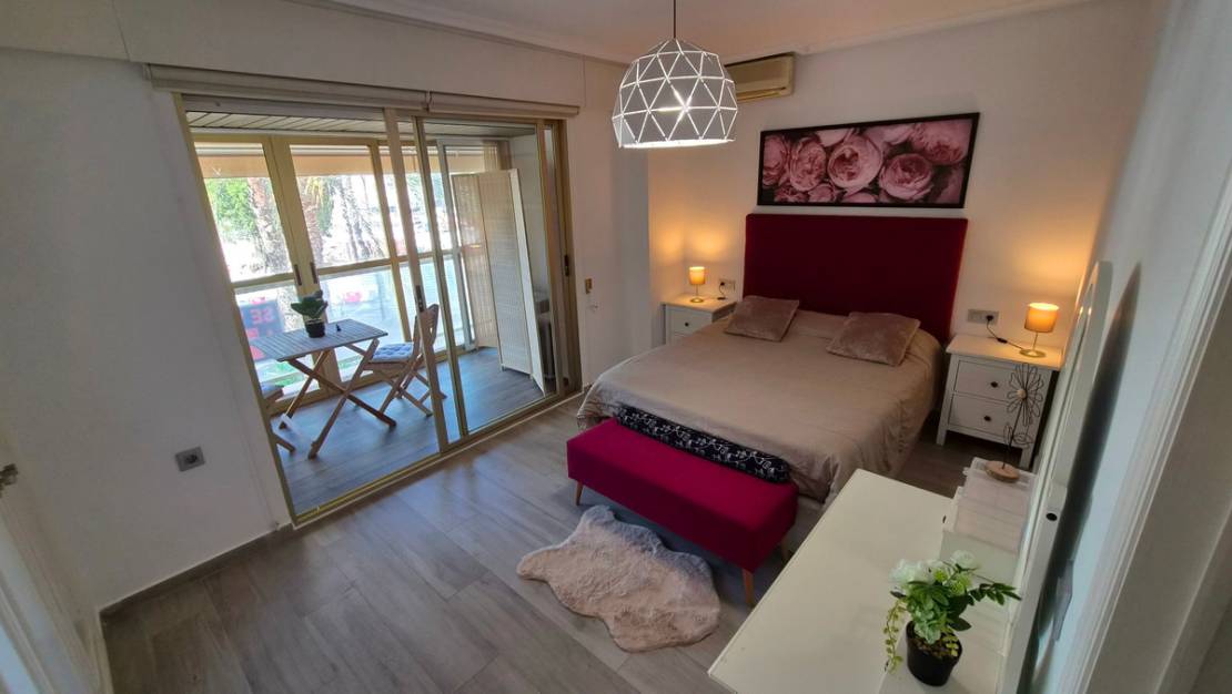 Sale - Apartment - Torrevieja - Torrevieja Centro