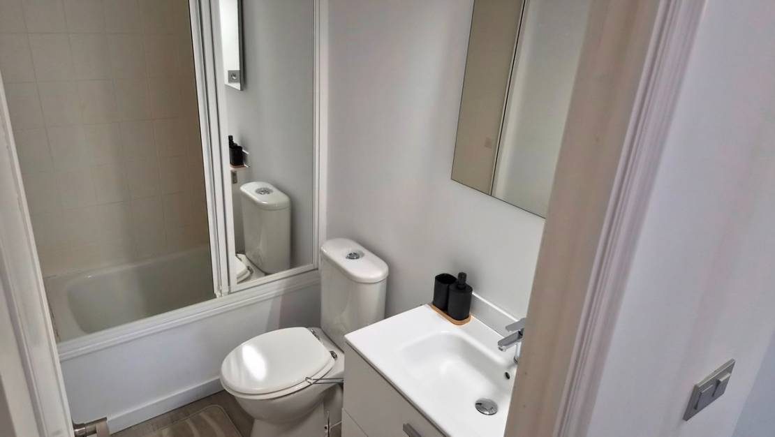 Sale - Apartment - Torrevieja - Torrevieja Centro