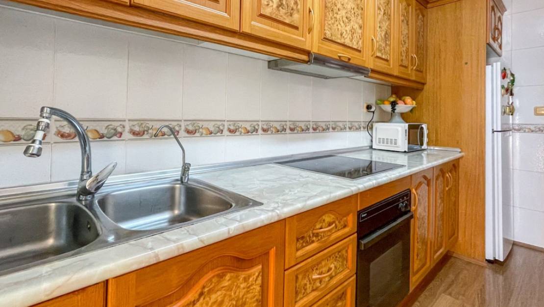Sale - Apartment - Torrevieja - Torrevieja Centro