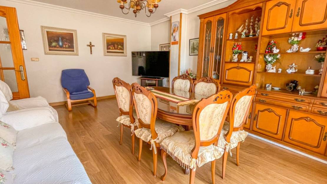 Sale - Apartment - Torrevieja - Torrevieja Centro